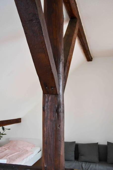 Schoene Dachgeschosswohnung Nahe Colónia
